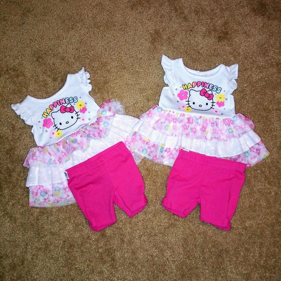🚨 One Left!! 🚨 Adorable Hello Kitty Outfit - Picture 3 of 4